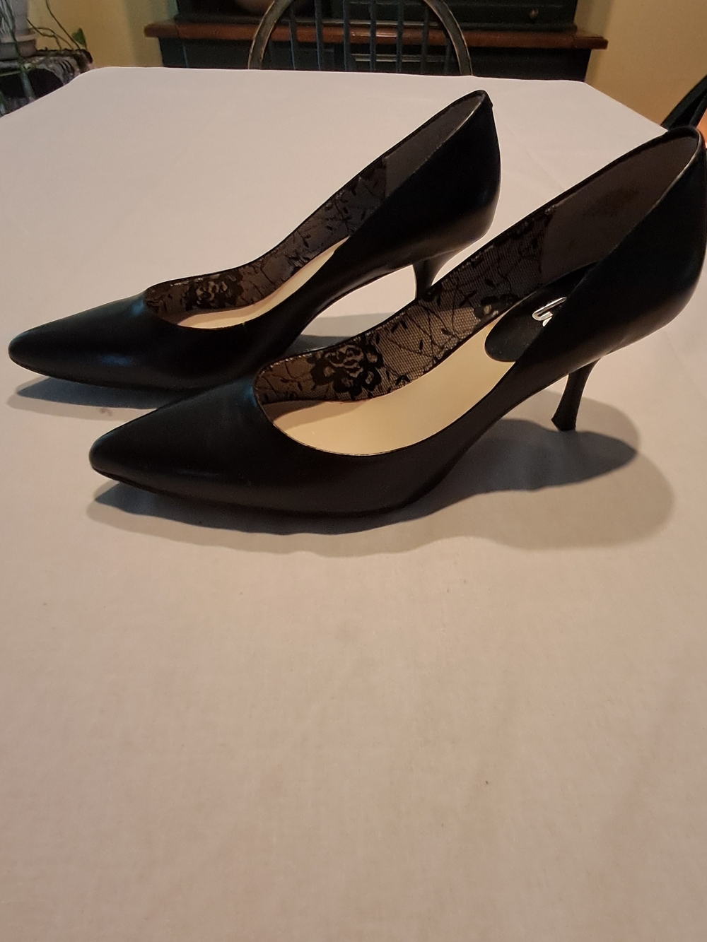 9&CO.Classic Black‎ Pointed-Toe Women's Pumps Size 8M